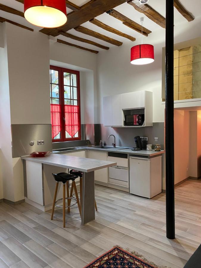 Le Gite De Lancelot Avec Balneo City Center Sens Exterior foto