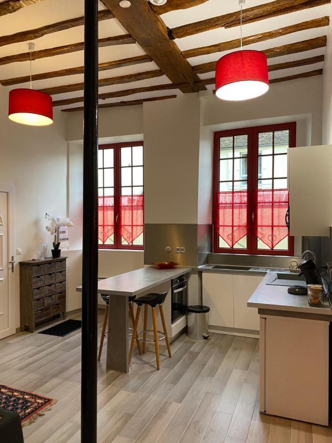Le Gite De Lancelot Avec Balneo City Center Sens Exterior foto
